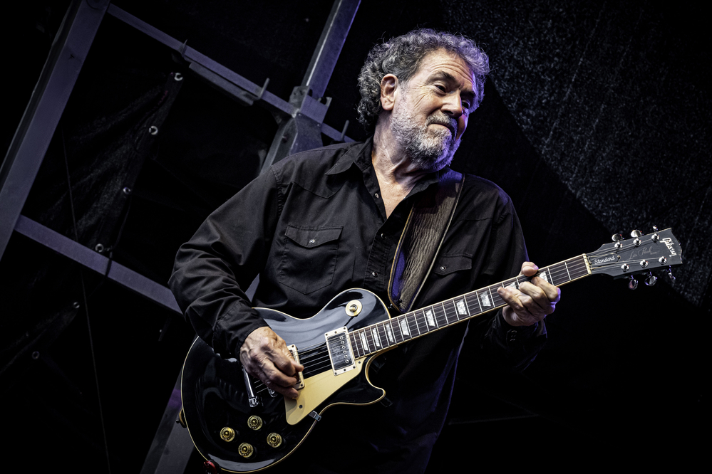 Eddie Phillips,
