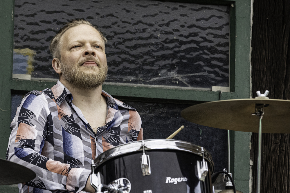 Mikko Peltola,
