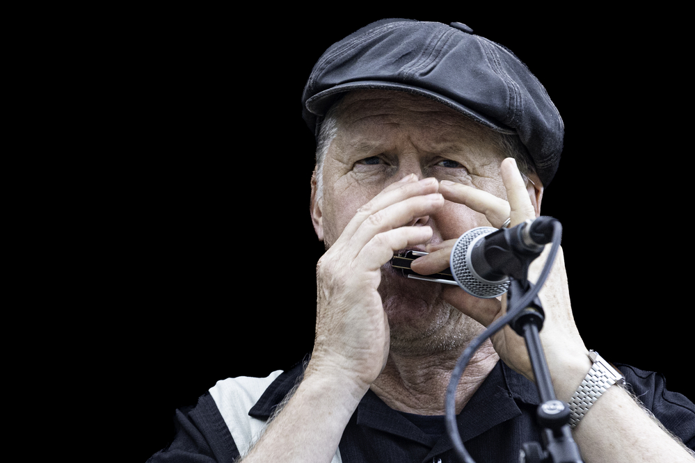 Roger Wade, 
