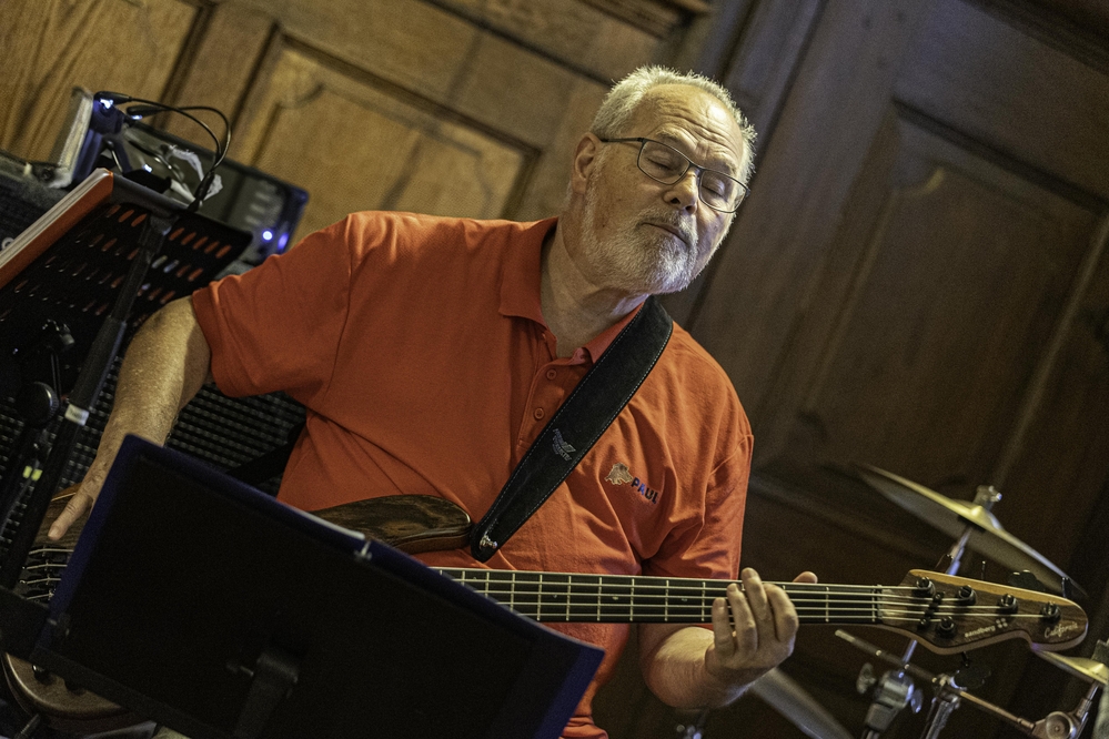 Paul-Gerhard Lange , 
