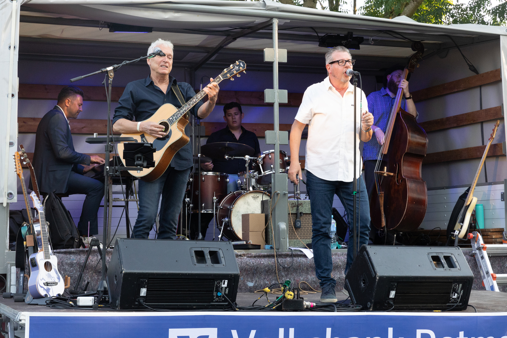 Dieter Kropp,  Mickey Meinert, 
