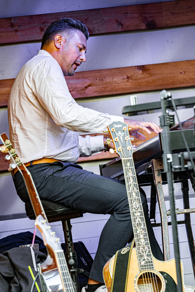 Dennis Koeckstadt, 
