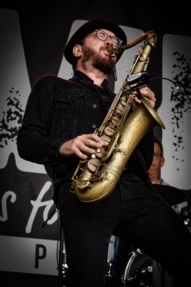 Ben Racine, 

