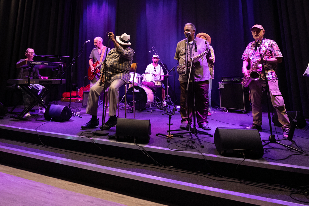 Eb Davis, Nina Davis, Benjamin Perkoff , Willie Pollock, 
