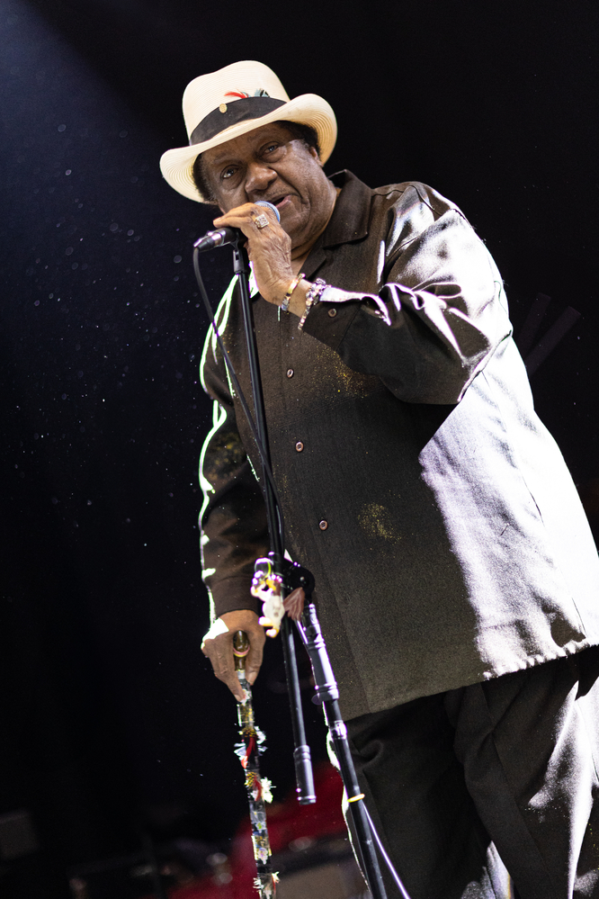 Eb Davis, 

