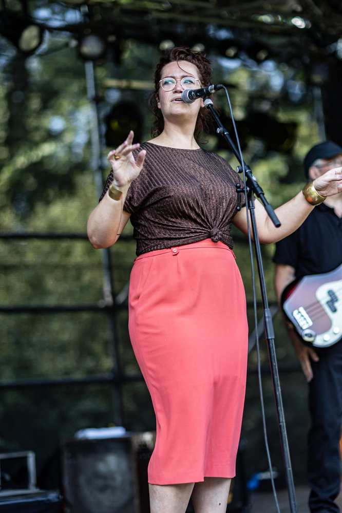 Loes Jongerling, 
