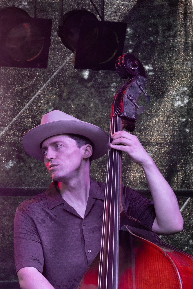 Jimmy Maxwell, 

