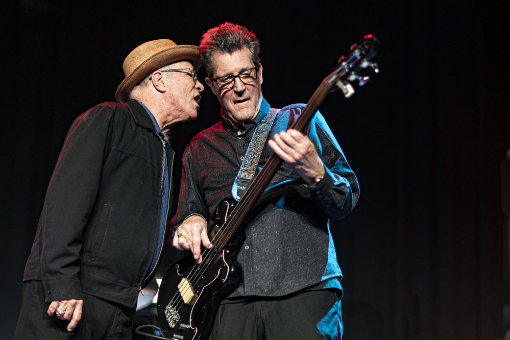 Mark Hummel, Bill Stuve, 
