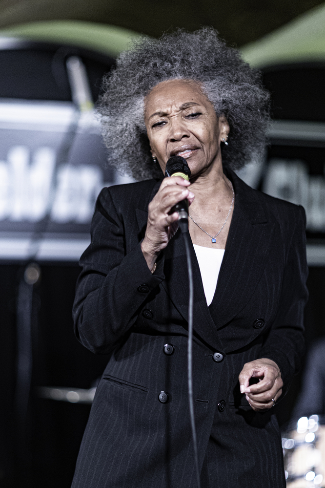 Sydney Ellis, 

