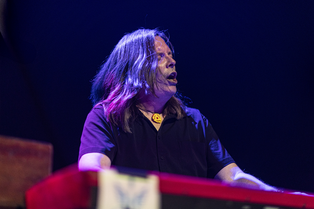 Daryl Coutts, 
