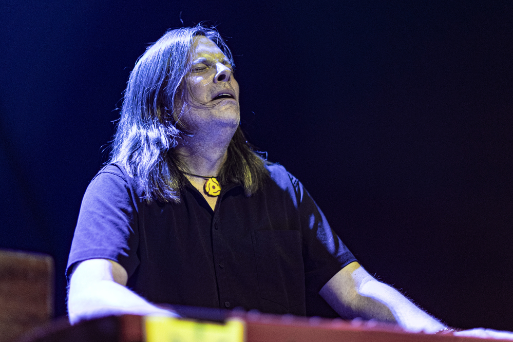 Daryl Coutts, 
