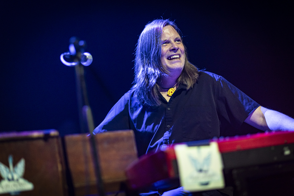 Daryl Coutts, 
