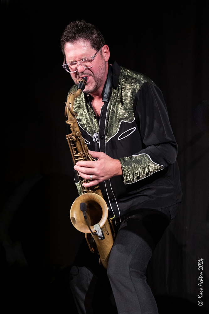 Sax Gordon Beadle, 
