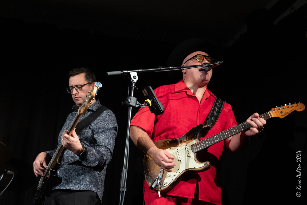 Lamine Guerfi,  Phil Fernandez, 

