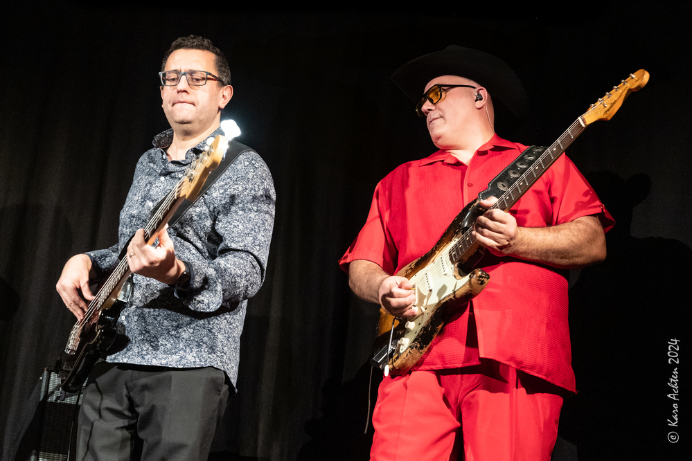 Lamine Guerfi,  Phil Fernandez, 
