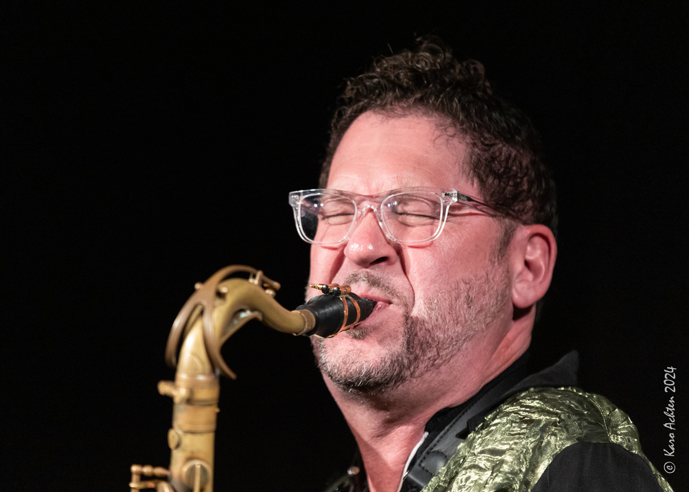 Sax Gordon Beadle, 
