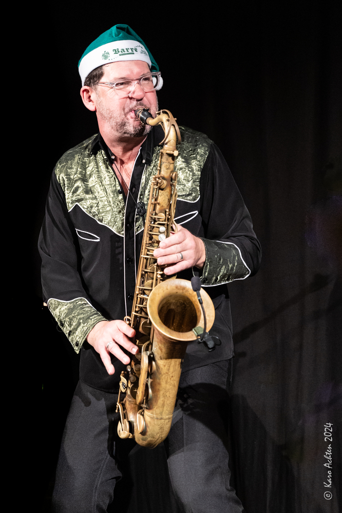 Sax Gordon Beadle, 
