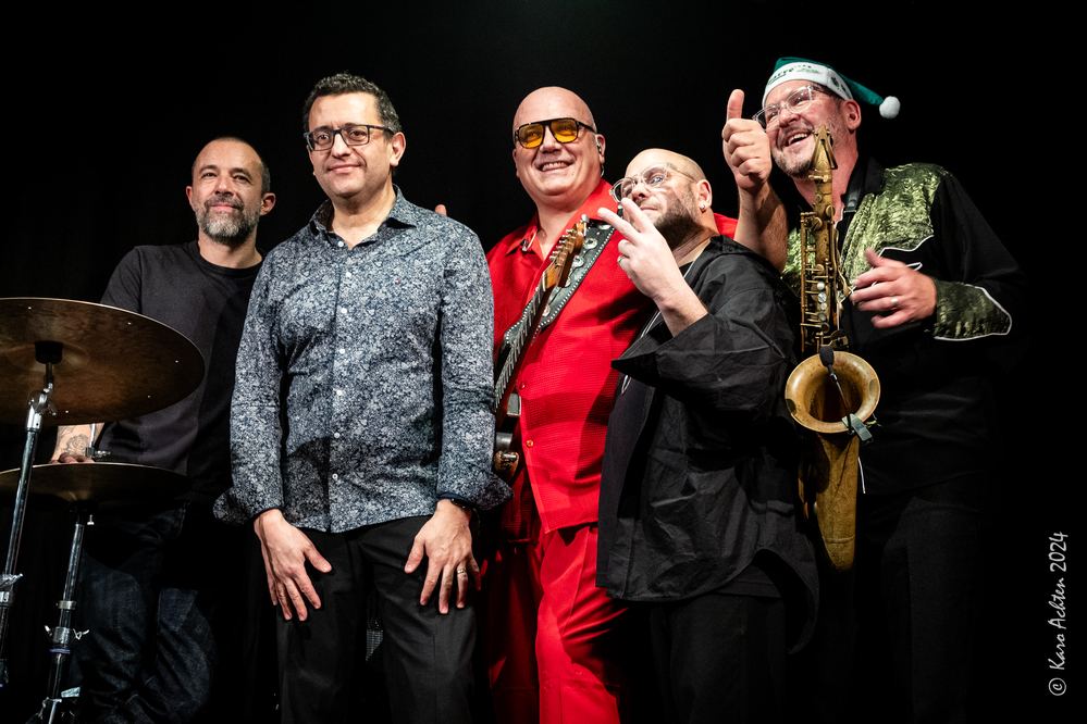 Guillaume Destarac, Lamine Guerfi,  Phil Fernandez, Rachid Guissous, Sax Gordon Beadle, 
