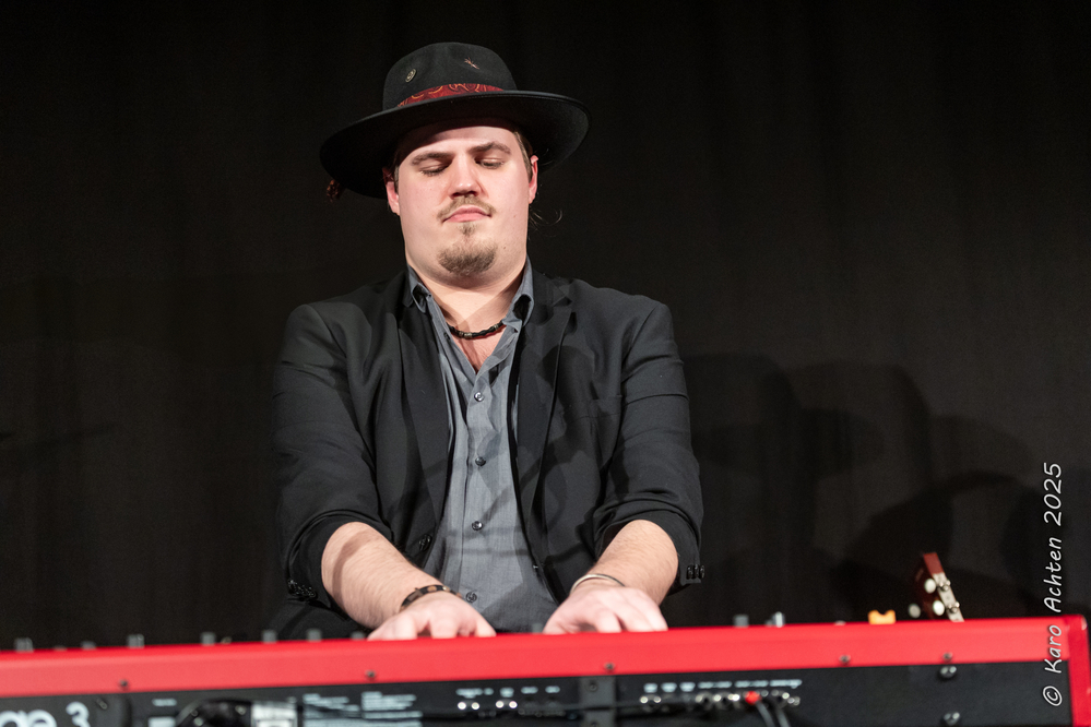 Tom Eylenbosch, 
