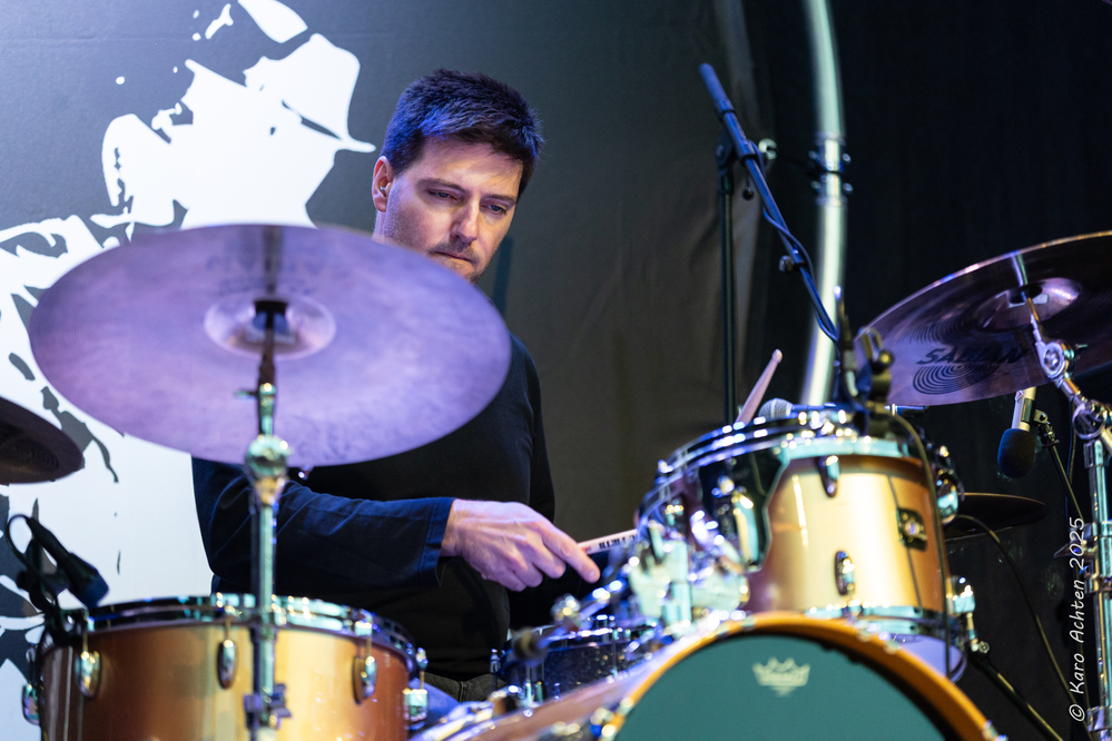 Joao Cunha, 
