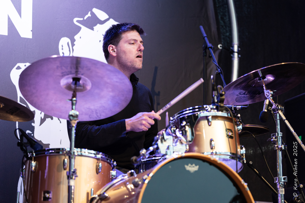 Joao Cunha, 
