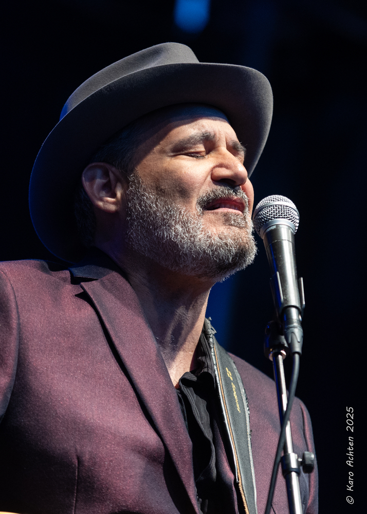 Kiko Pereira, 

