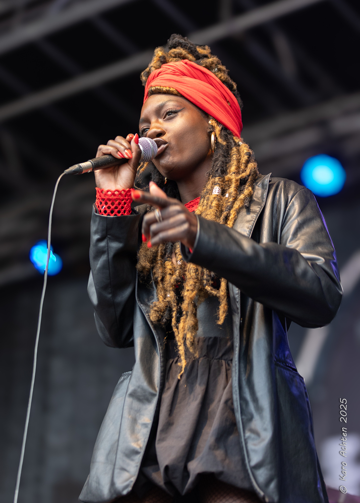Adama Janlo, 
