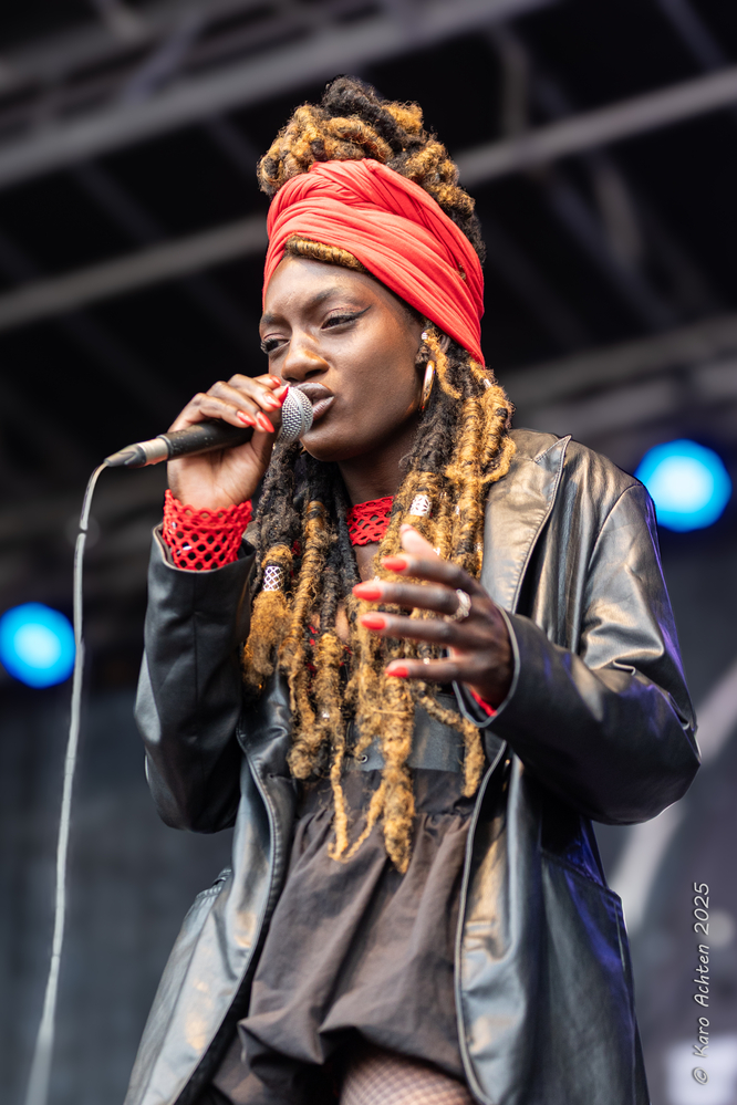 Adama Janlo, 
