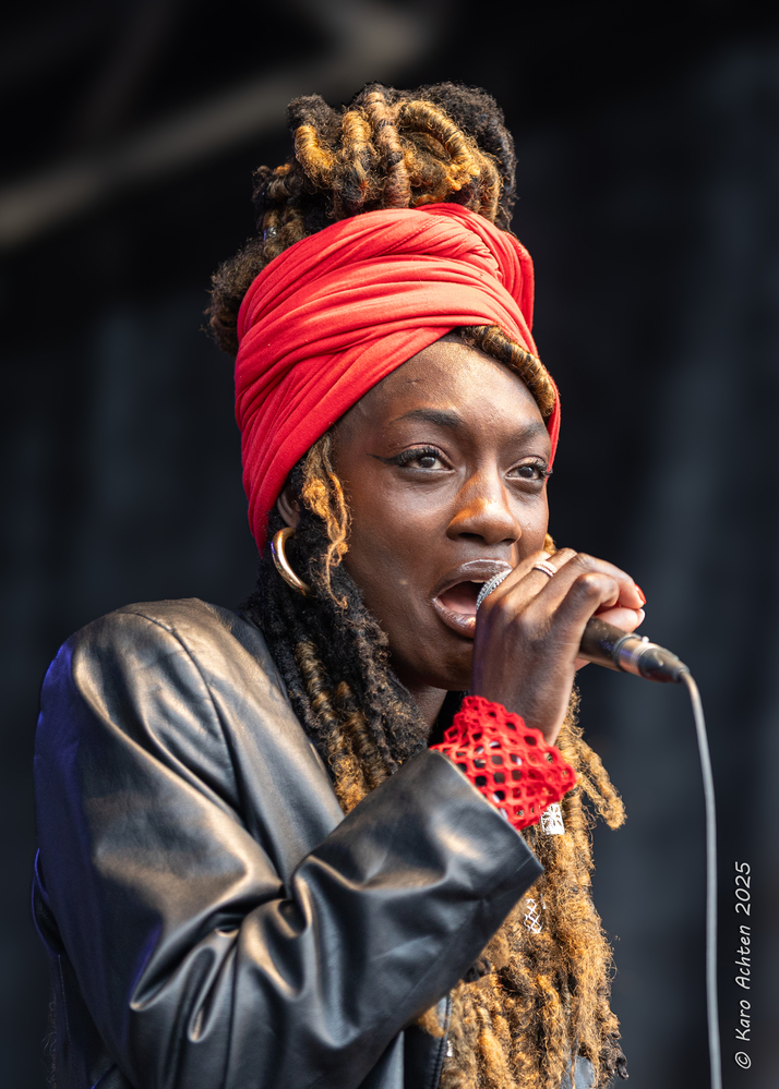 Adama Janlo, 

