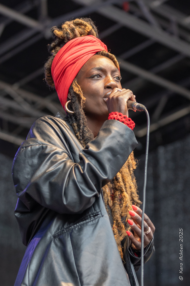 Adama Janlo, 
