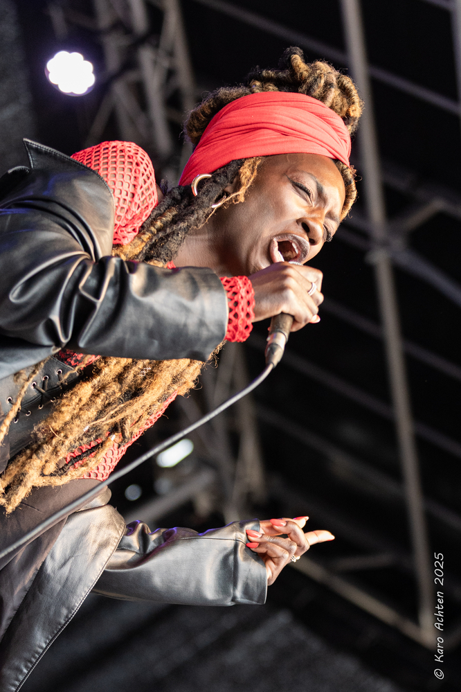 Adama Janlo, 

