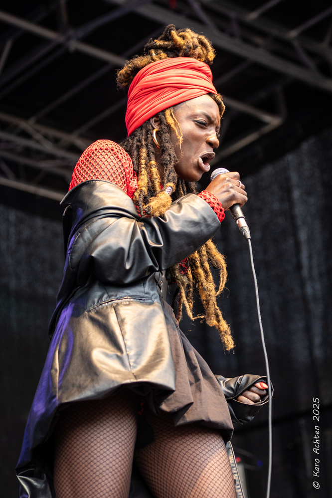 Adama Janlo, 
