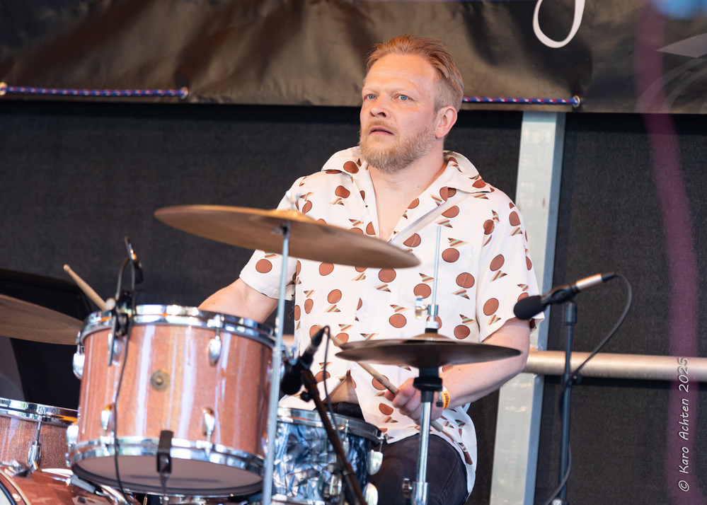Mikko Peltola, 
