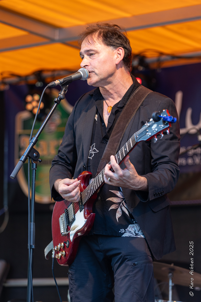 Johnny Burgin II, 

