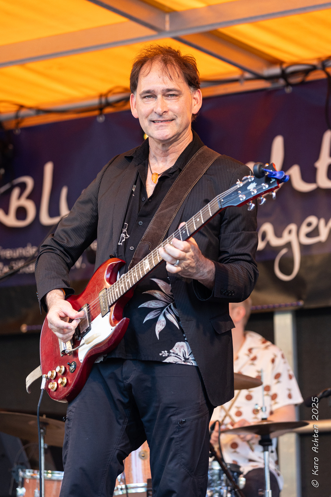 Johnny Burgin II, 
