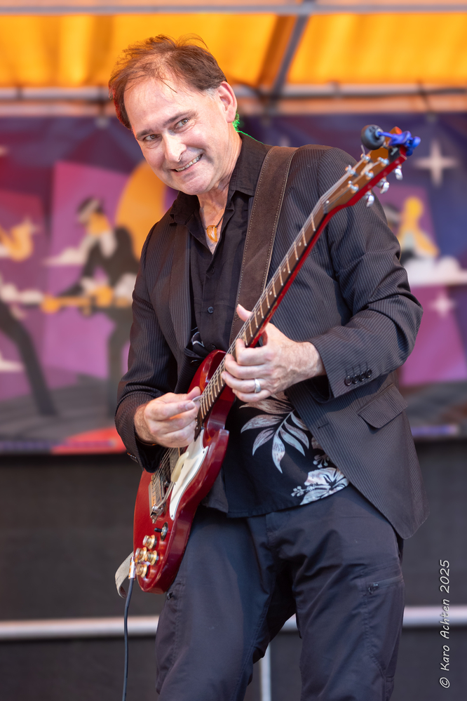 Johnny Burgin II, 

