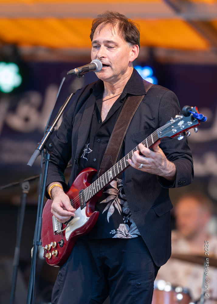 Johnny Burgin II, 
