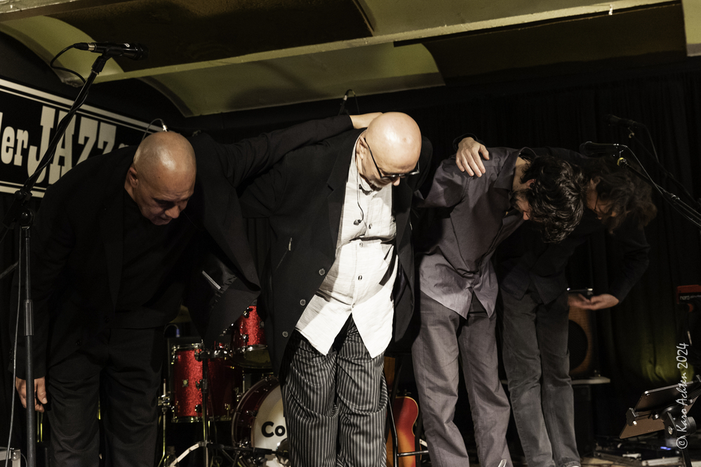 Mike Titre, Todor Tosho Todorovic, Florian Schaube, Arnold Ogrodnik, 
