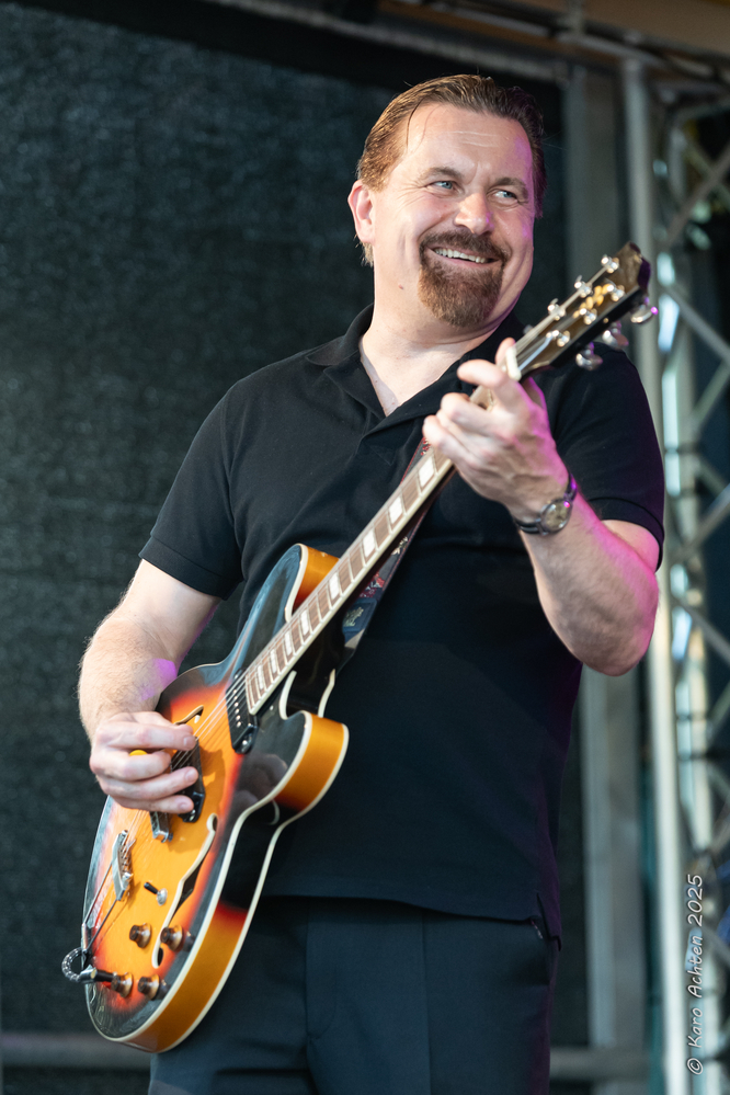 Tomi Leino, 
