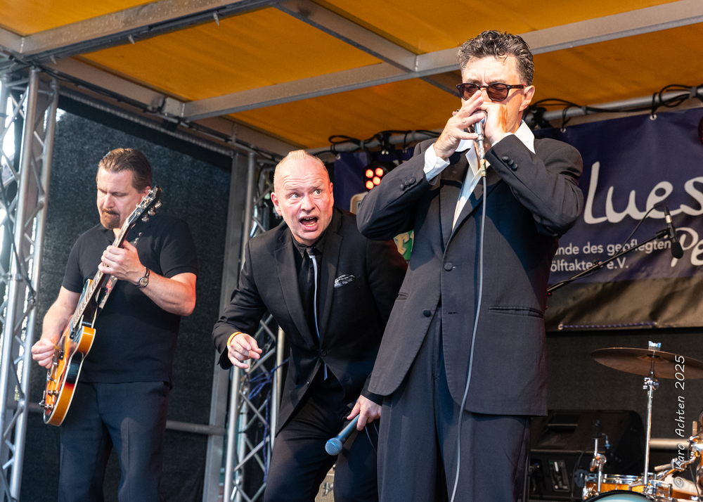 Tomi Leino, Tommy Moberg, Steve West Weston, 
