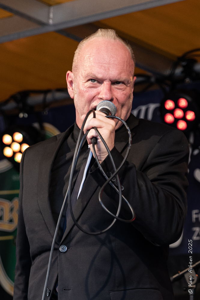 Tommy Moberg, 
