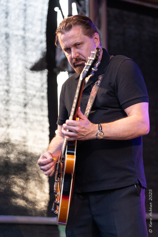 Tomi Leino, 
