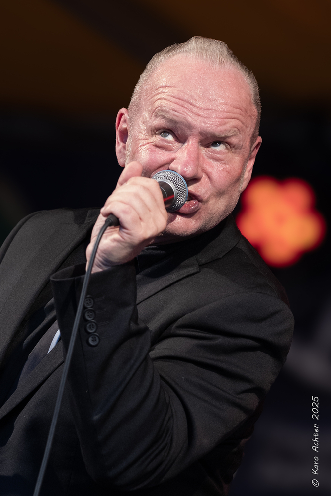 Tommy Moberg, 
