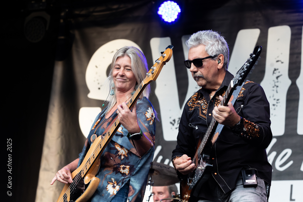  Ilse Van den Broeck,  Charly Verbinnen, 
