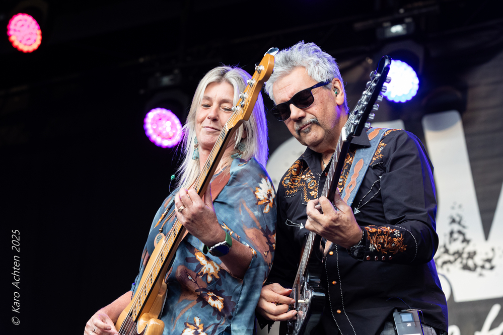  Ilse Van den Broeck,  Charly Verbinnen, 
