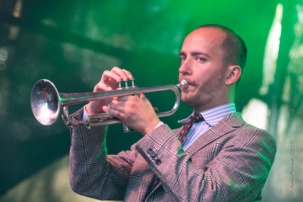 Jens Buschenlange, 
