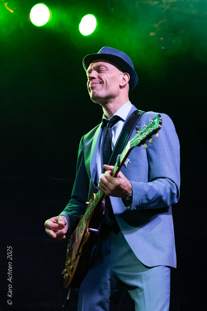 Thorbjoern Risager, 
