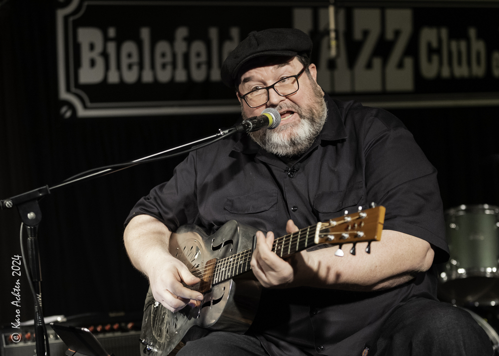 Michael van Merwyk, 
