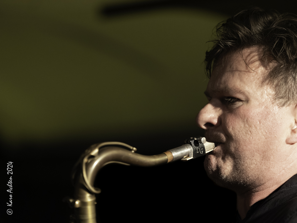 Tino Ludwig, 
