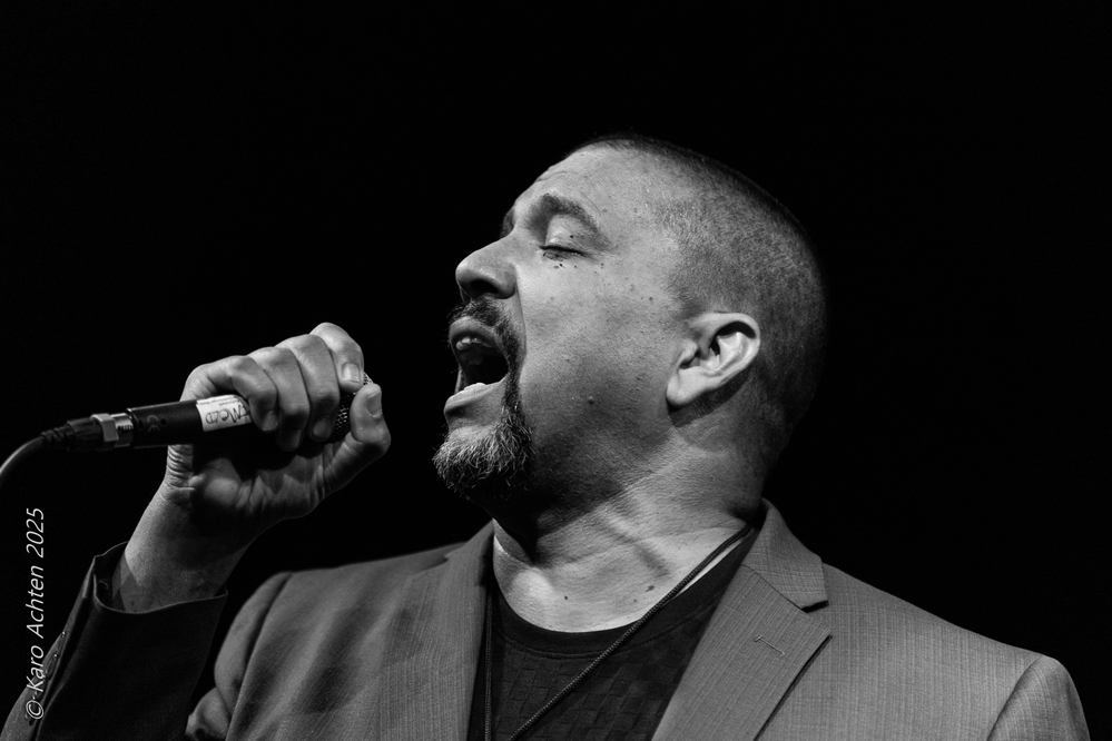 Brian Templeton, 
